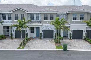 16966 SW 2nd Ct, Pembroke Pines, FL 33027 - Photo 1
