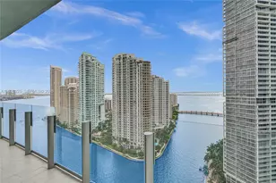 300 Biscayne Blvd Way, Miami, FL 33131 - Photo 1