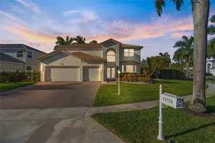 12731 Yardley Dr, Boca Raton, FL 33428 - Photo 1