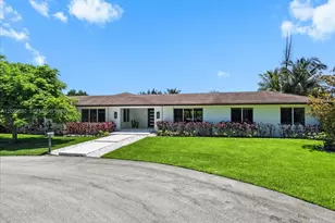 11600 SW 1st St, Plantation, FL 33325 - Photo 1