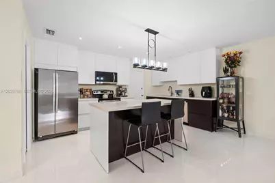 1330 NE 105th St #301, Miami Shores, FL 33138 - Photo 1
