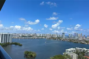 16385 Biscayne Blvd, North Miami Beach, FL 33160 - Photo 1