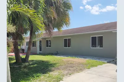 496 SW 9th Ave, Florida City, FL 33034 - Photo 1