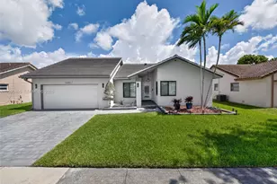 10407 NW 5th St, Plantation, FL 33324 - Photo 1