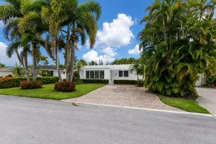 947 Lincoln St, Hollywood, FL 33019 - Photo 1