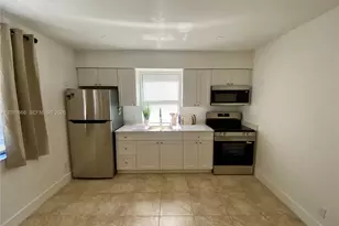 1112 N 61st Terrace, Hollywood, FL 33024 - Photo 1