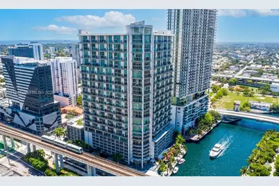 690 SW 1st Ct #1913, Miami, FL 33130 - Photo 1