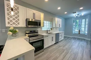 1261 Hayes St, Hollywood, FL 33019 - Photo 1