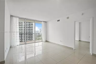 1750 N Bayshore Dr #2804, Miami, FL 33132 - Photo 1