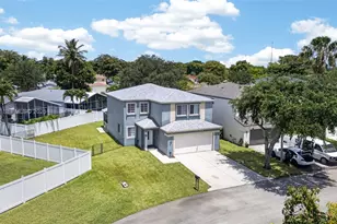 1235 SW 46th Terrace, Deerfield Beach, FL 33442 - Photo 1