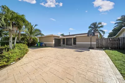 9650 NW 24th St, Sunrise, FL 33322 - Photo 1