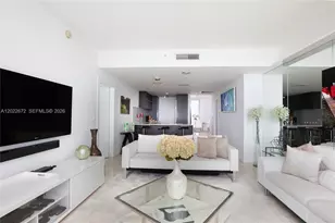 900 Biscayne Blvd, Miami, FL 33132 - Photo 1