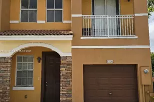 10201 NW 10th St, Miami, FL 33172 - Photo 1
