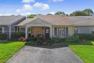 14609 SW 143rd Pl Cir, Miami, FL 33186 - Photo 1