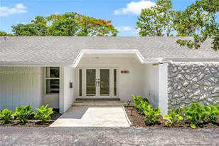 13100 SW 81st Ave, Pinecrest, FL 33156 - Photo 1