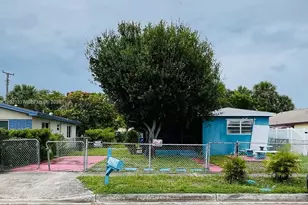 1344 W 10th St, Riviera Beach, FL 33404 - Photo 1
