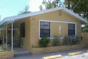 700 NE 1st Ct, Hallandale Beach, FL 33009 - Photo 1