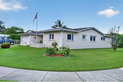 18543 SW 91st Ave, Cutler Bay, FL 33157 - Photo 1