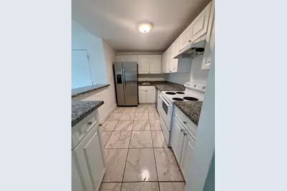 10393 N Kendall Dr #U7, Miami, FL 33176 - Photo 1