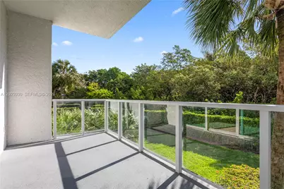 15051 Royal Oaks Ln #101, North Miami, FL 33181 - Photo 1