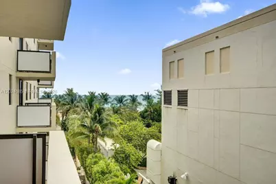 1623 Collins Ave #512, Miami Beach, FL 33139 - Photo 1