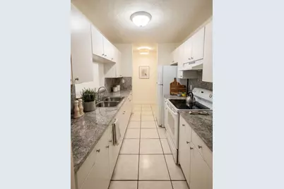 2745 W Okeechobee Rd #39, Hialeah, FL 33010 - Photo 1