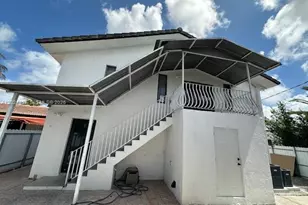 11870 SW 5th St, Miami, FL 33184 - Photo 1