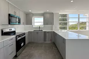 2780 NE 183rd St, Aventura, FL 33160 - Photo 1
