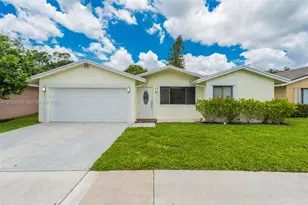 1541 SW 102nd Terrace, Davie, FL 33324 - Photo 1