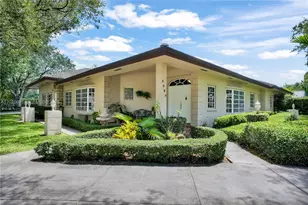 9861 SW 130th St, Miami, FL 33176 - Photo 1