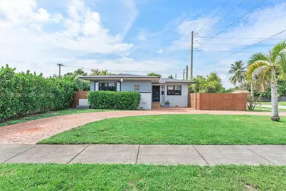 [Address not provided], North Miami Beach, FL 33162 - Photo 1