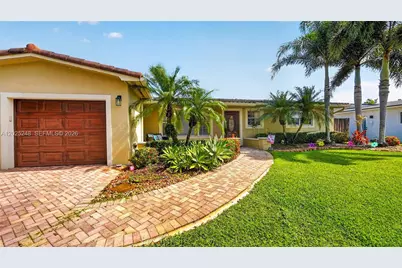 10651 NW 19th Pl, Pembroke Pines, FL 33026 - Photo 1