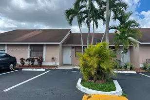 15570 SW 76th Ln, Miami, FL 33193 - Photo 1