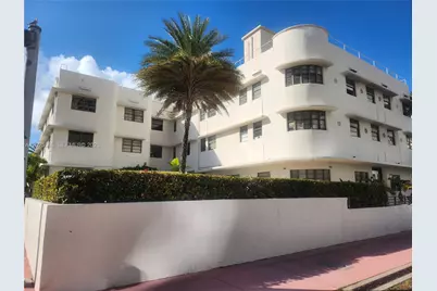 2700 Collins Ave #208, Miami Beach, FL 33140 - Photo 1