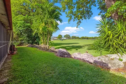 14357 Kendale Lakes Cir, Miami, FL 33183 - Photo 1