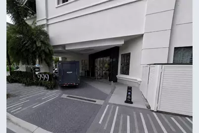 999 SW 1st Ave #1211, Miami, FL 33130 - Photo 1