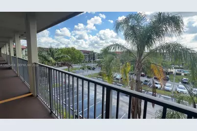 1400 SW 131st Way #407Q, Pembroke Pines, FL 33027 - Photo 1