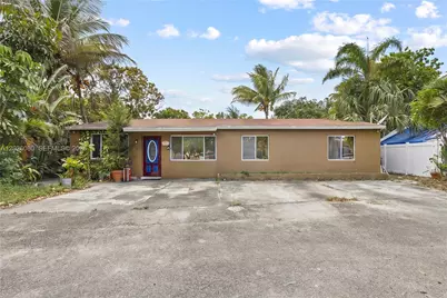 1975 SW 41st Ave, Fort Lauderdale, FL 33317 - Photo 1