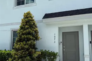 1073 NW 5th St, Florida City, FL 33034 - Photo 1
