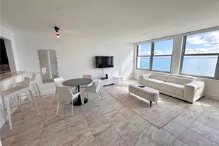2899 Collins Ave, Miami Beach, FL 33140 - Photo 1