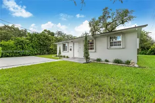 6198 SW 63rd St, South Miami, FL 33143 - Photo 1