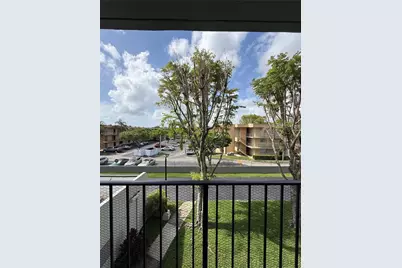 10431 N Kendall Dr #D306, Miami, FL 33176 - Photo 1