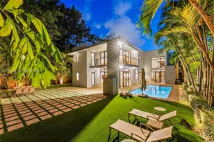 7621 SW 59th Ct, South Miami, FL 33143 - Photo 1