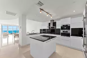 17121 Collins Ave, Sunny Isles Beach, FL 33160 - Photo 13