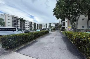 220 SW 9th Ave, Hallandale Beach, FL 33009 - Photo 1