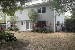 4803 University Dr, Coral Gables, FL 33146 - Photo 1