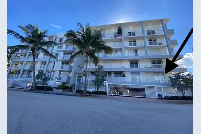 7832 Collins Ave #201, Miami Beach, FL 33141 - Photo 1
