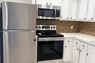 18900 NE 14th Ave, Miami, FL 33179 - Photo 1