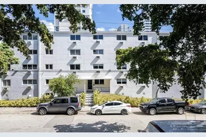 143 SW 9th St #206, Miami, FL 33130 - Photo 1