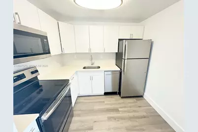 8101 Crespi Blvd #301, Miami Beach, FL 33141 - Photo 1